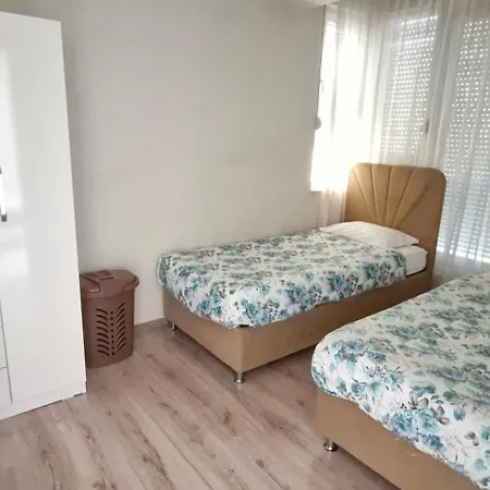 Antalya Apart * 安塔利亚